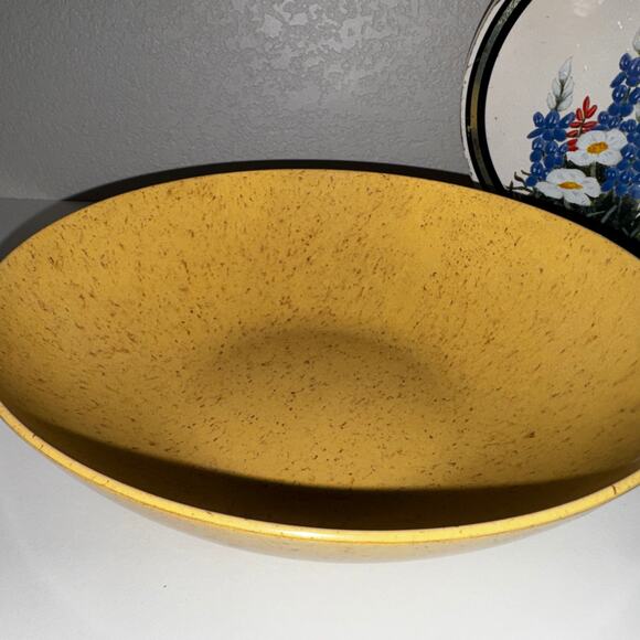 Vintage Texas Ware Melamine Speckled Salad Bowl Mustard Yellow MCM Kitchen - Picture 3 of 10
